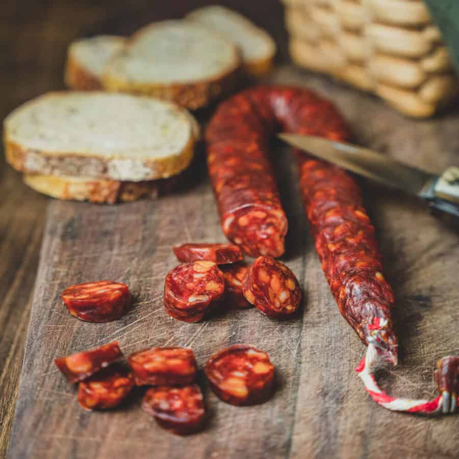 TXISTORRA SÉCHÉE DOUCE OU PIQUANTE GASTRONOMIE BASQUE MAISON AGOUR ETXEA