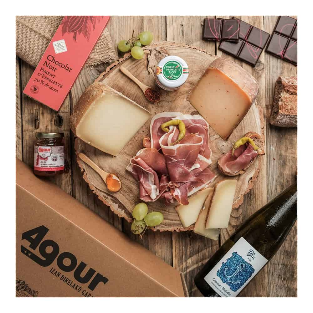 COFFRET EZPELETA maison agour etxea fromagerie panier gourmand fromage jambon piment txakoli