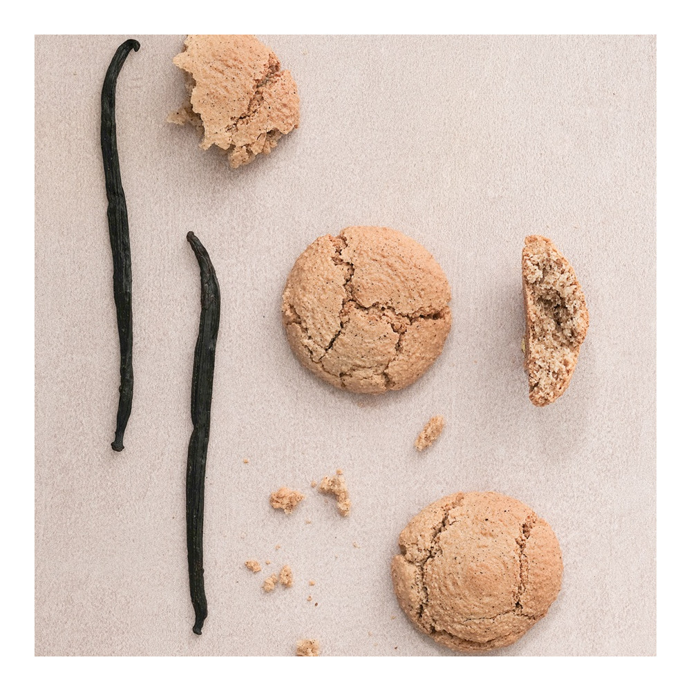 Assortiment de 6 macarons basques vanille chocolat