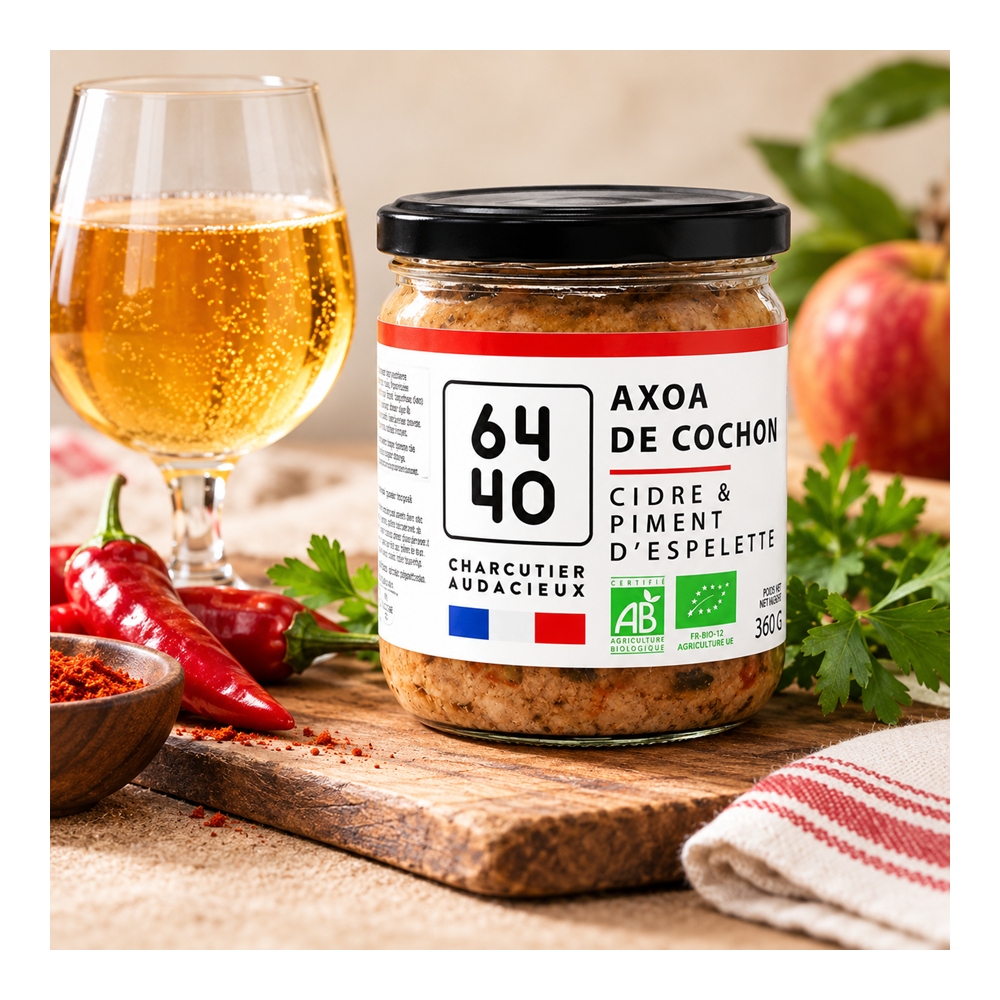 Axoa de cochon bio au cidre et poudre de piment d'Espelette verre de cidre