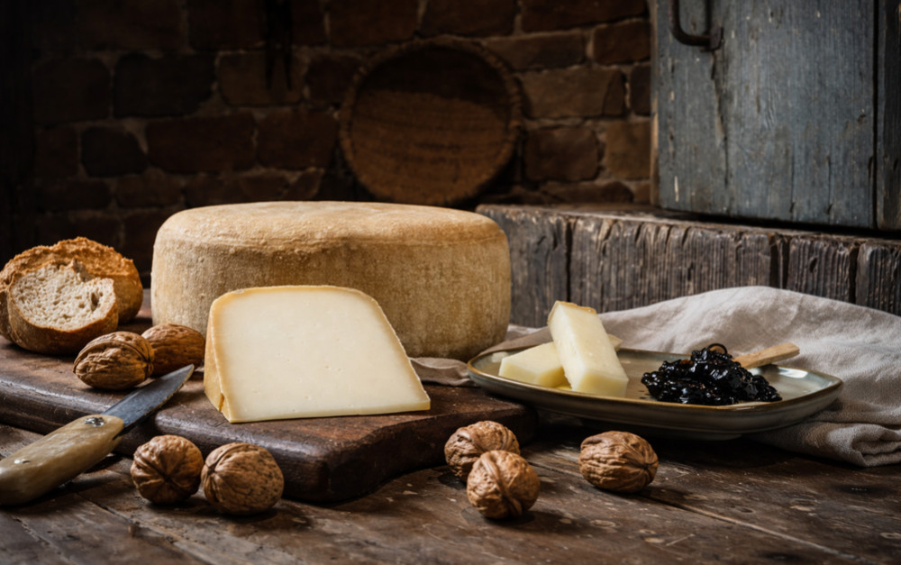 Pourquoi choisir l'Ossau-Iraty AOP de la Maison Agour Etxea ?