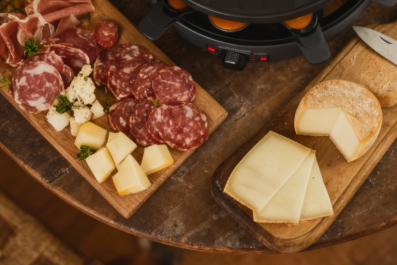 NOS CINQ MEILLEURS CONSEILS POUR RÉUSSIR VOTRE RACLETTE